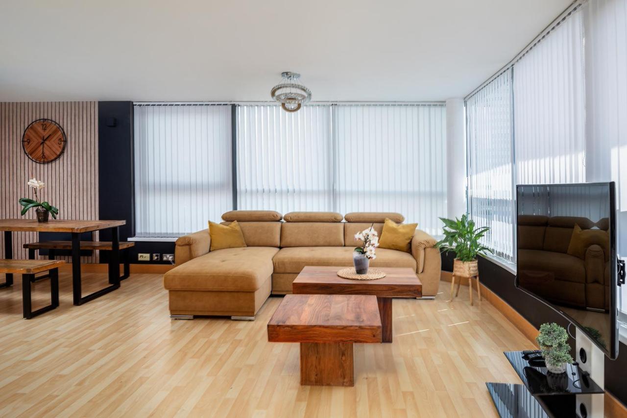 Leeds Most Stunning Penthouse! - Sleeps 8 Daire Dış mekan fotoğraf