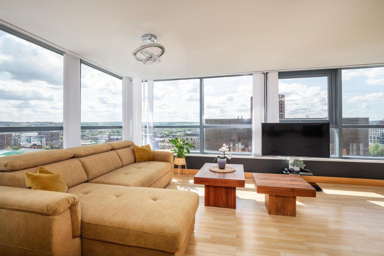 Leeds Most Stunning Penthouse! - Sleeps 8 Daire Dış mekan fotoğraf