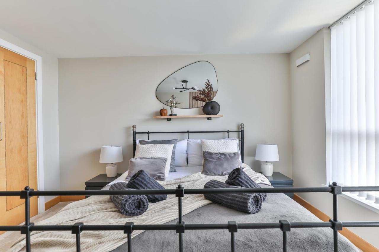 Leeds Most Stunning Penthouse! - Sleeps 8 Daire Dış mekan fotoğraf